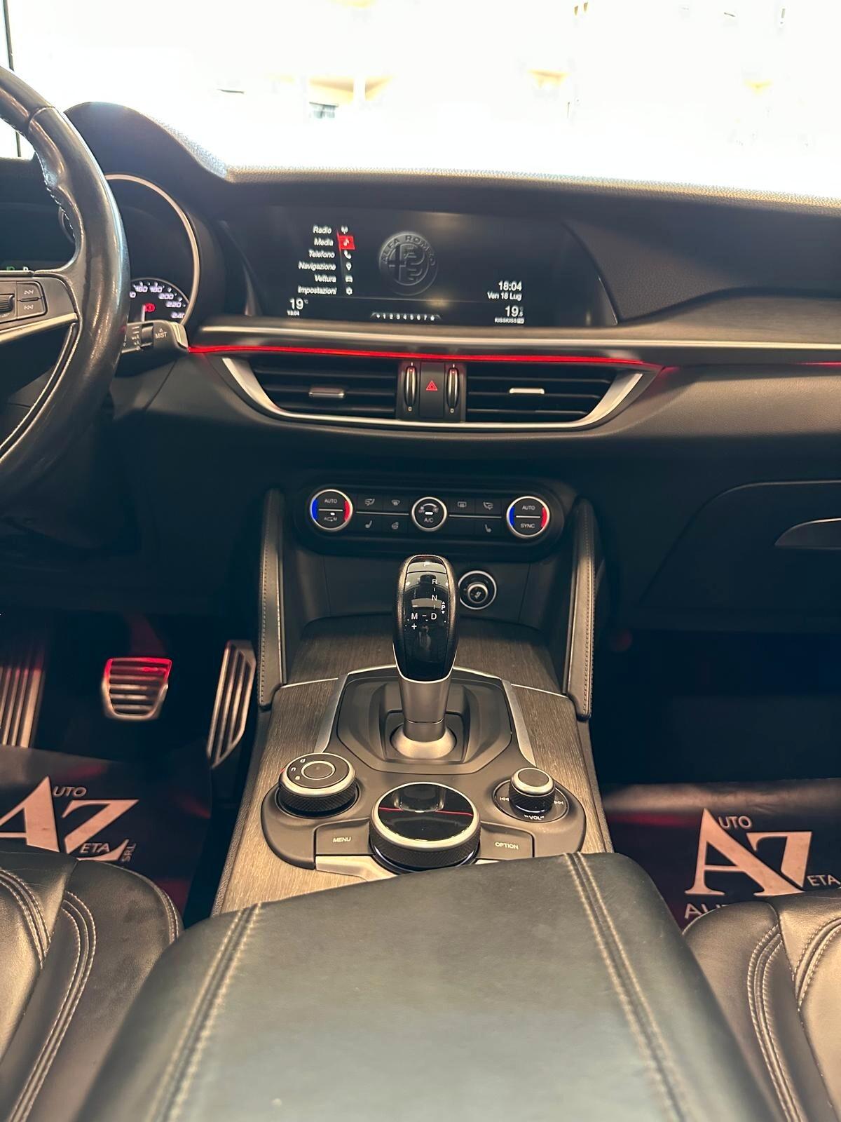 Alfa Romeo Stelvio 2.2 Turbodiesel 210 CV AT8 Q4 Super