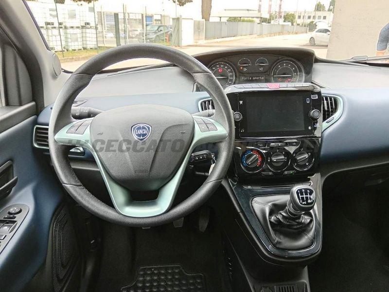 Lancia Ypsilon Ypsilon 1.0 firefly hybrid Platino s&s 70cv