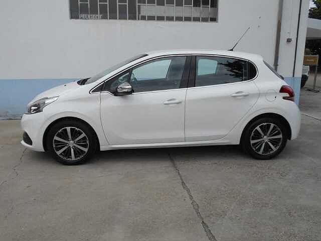 Peugeot 208 HDi 100 5p Allure
