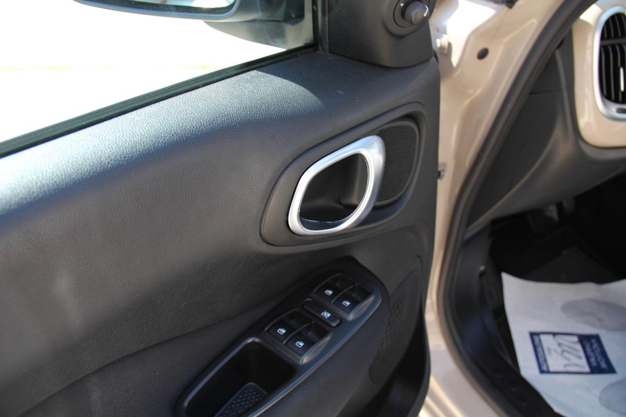 Fiat 500L Living 1.3 Multijet 85 CV Dualogic Lounge