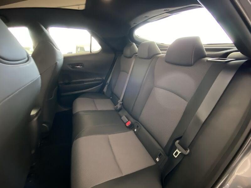 Toyota C-HR C-HR 2.0 HV Lounge