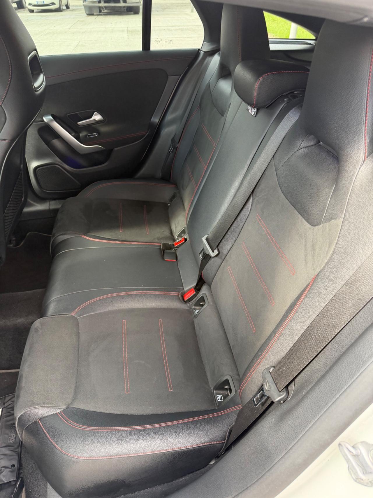 Mercedes Cla 200 shooting brake amg premium