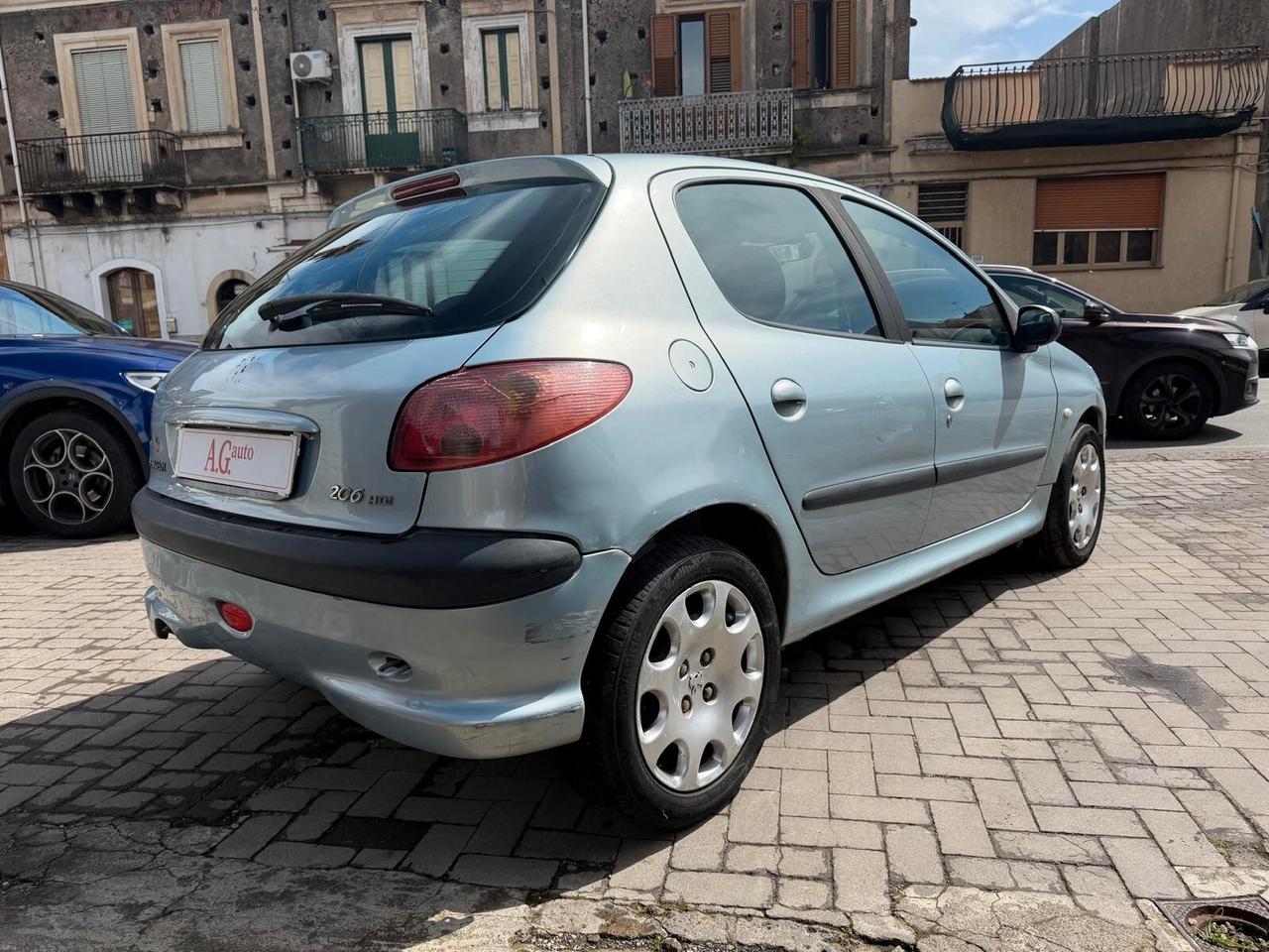 Peugeot 206 1.6 HDi 110cv 5p. XT