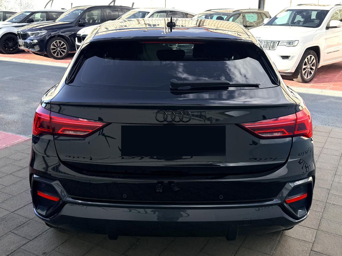 Audi Q3 35 TDI quattro S tronic Business Advanced S-line esterno