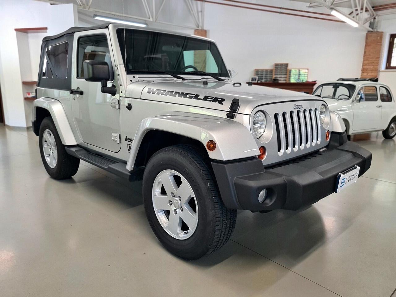 Jeep Wrangler 2.8 CRD DPF Sport Auto **Soft top/Hard top**