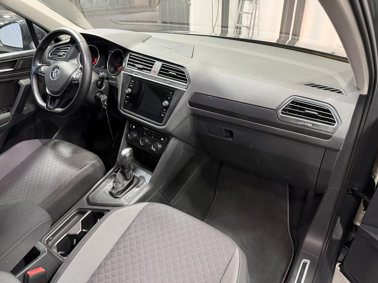 Volkswagen Tiguan 2.0 TDI SCR DSG Business BlueMotion Technology