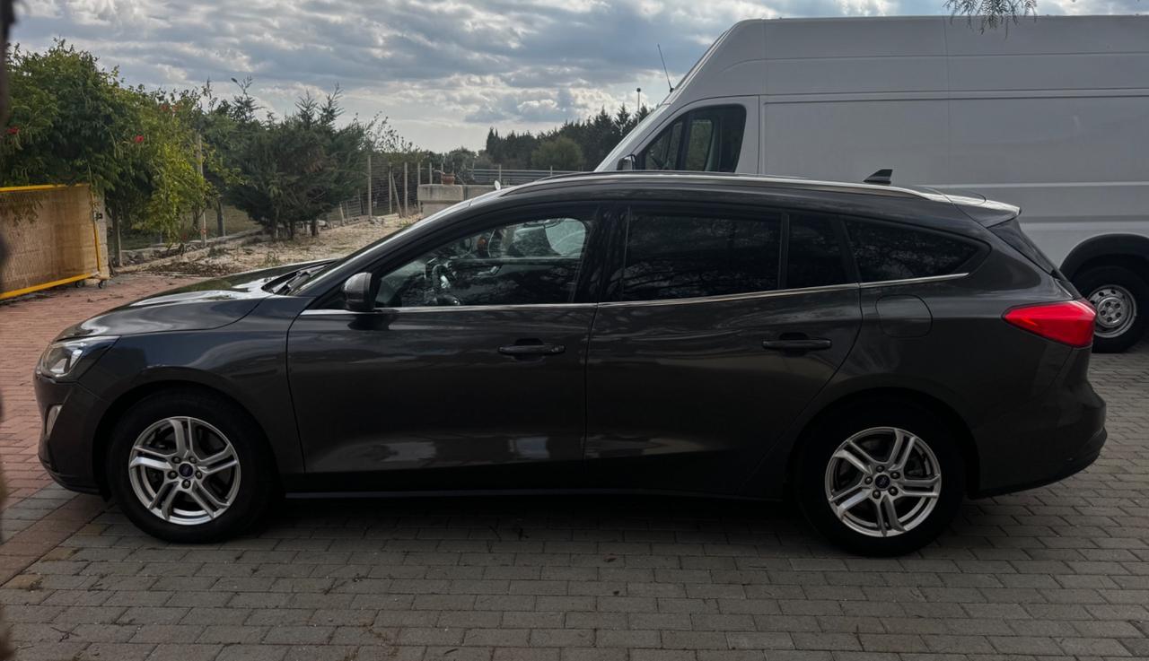 Ford Focus 1.5 TDCI 95 CV TITANIUM