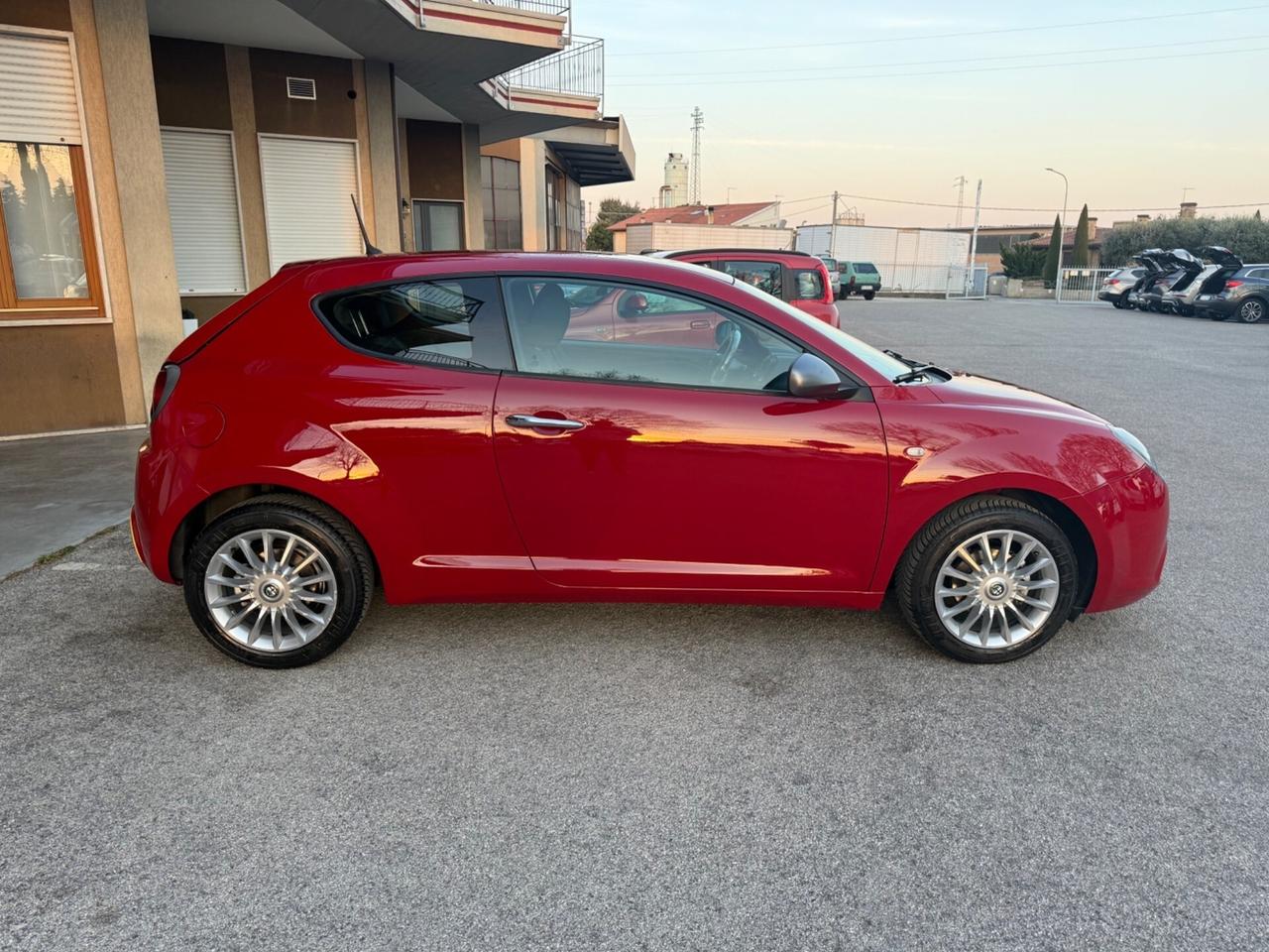 Alfa Romeo MiTo 1.4 70 CV 8V -OK Neopatentati