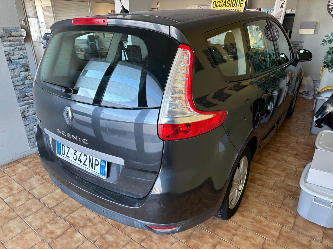 Renault Scenic 1.6benz. 7posti