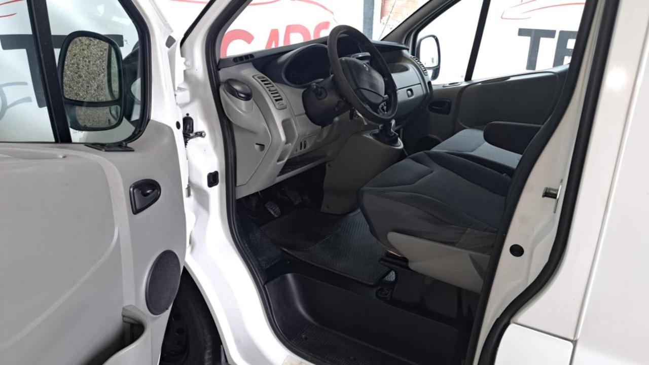 Renault Trafic T27 2.0 dCi/115 PC-TN Furgone DPF