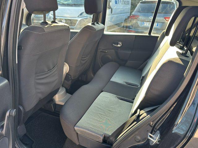 RENAULT Modus 1.2 16V Dynamique