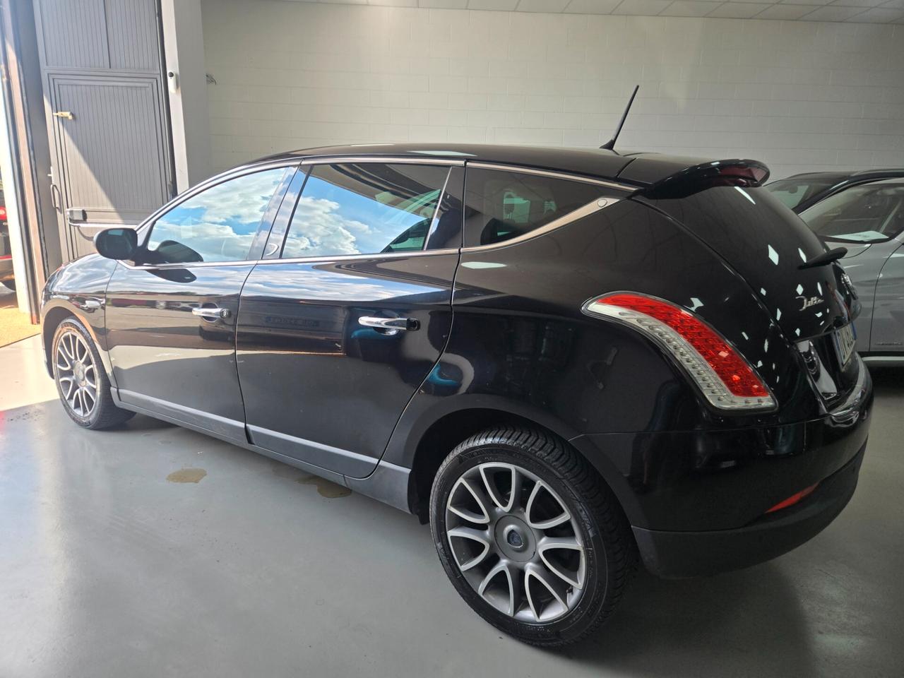 Lancia Delta 1.6 MJT DPF Selectronic Argento