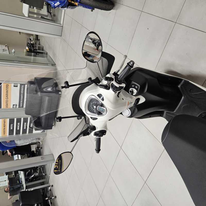 Yamaha D'Elight 125 - 2024