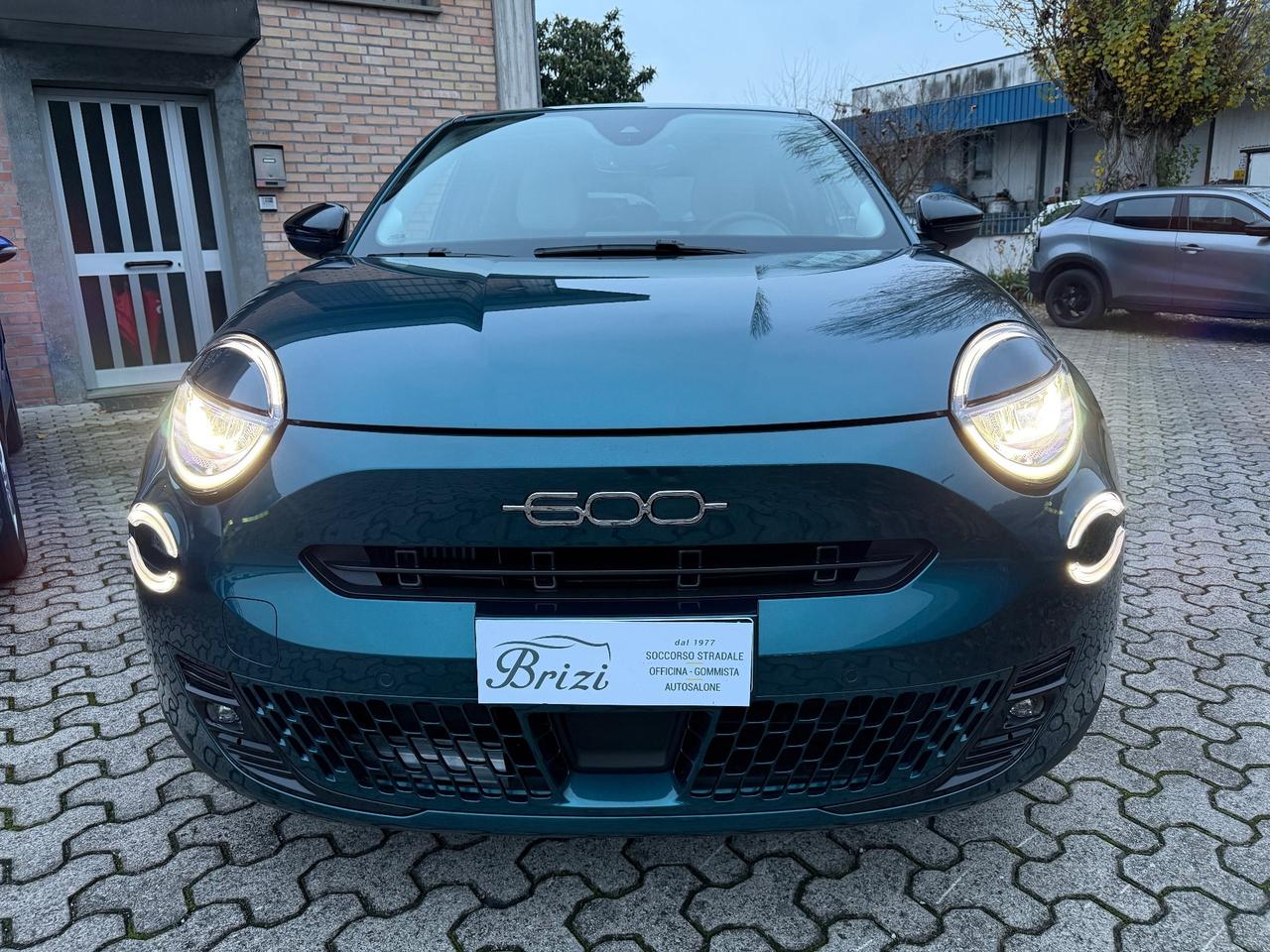 Fiat 600 Hybrid 100 CV DCT MHEV La Prima