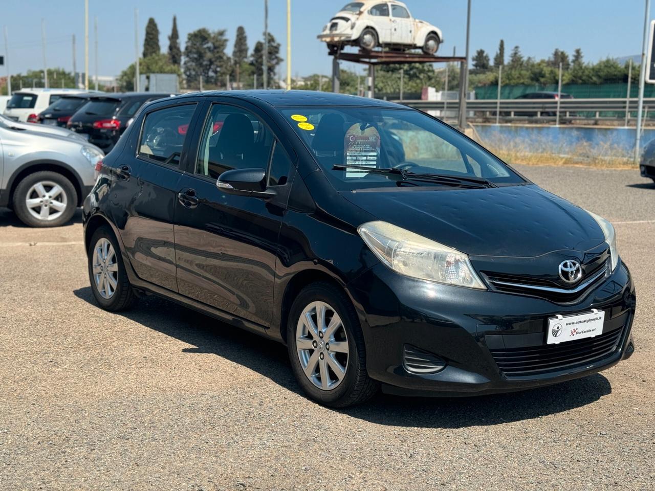 Toyota Yaris 1.0 5 porte Active - NEOPATENTATI 2012