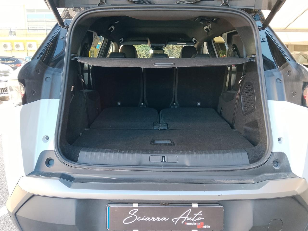 Peugeot 5008 Hybrid 145 e-DCS6 GT