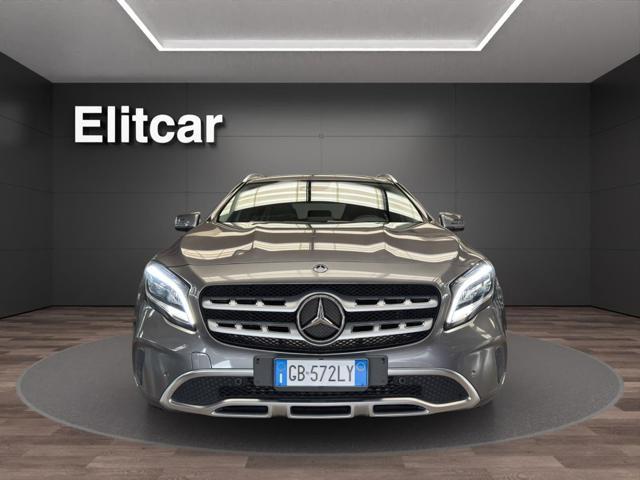 MERCEDES-BENZ GLA 200 Sport