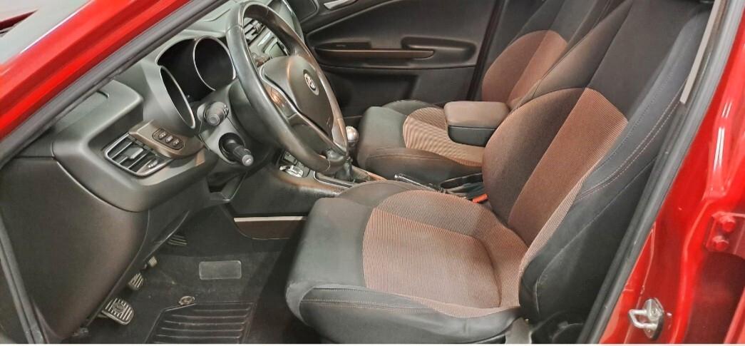 Alfa Romeo Giulietta 1.6 JTDm-2