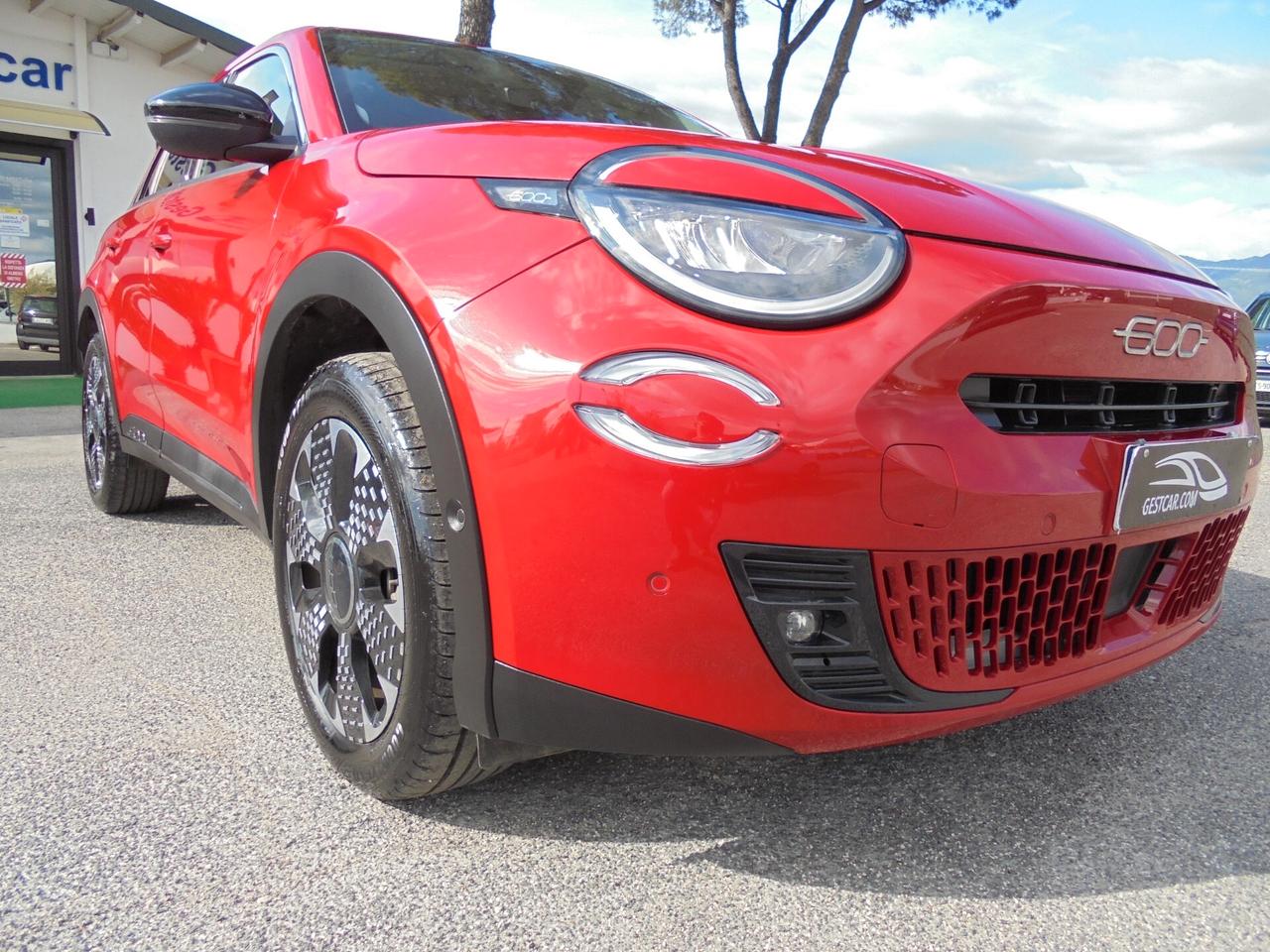 Fiat 600 Hybrid 110 CV DCT MHEV La Prima