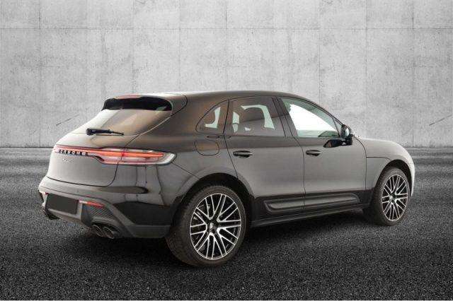 PORSCHE Macan 2.0