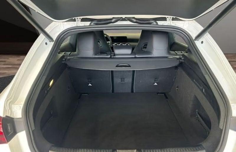 Mercedes-Benz CLA CLA Shooting Brake 180 AMG Line Premium Plus LED NAVI CAMERA