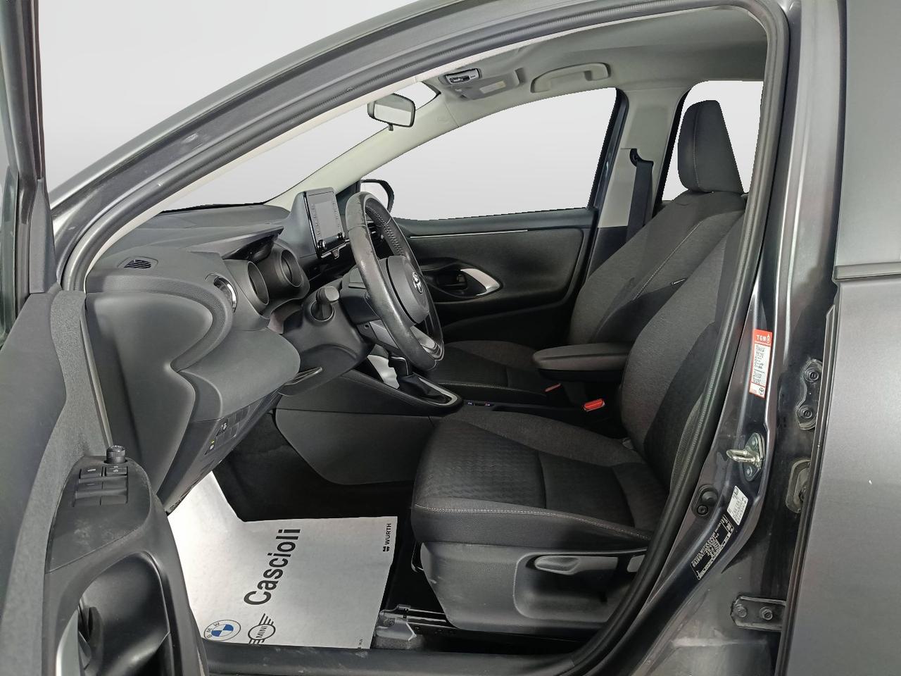 TOYOTA Yaris IV 2020 - Yaris 1.5h Trend