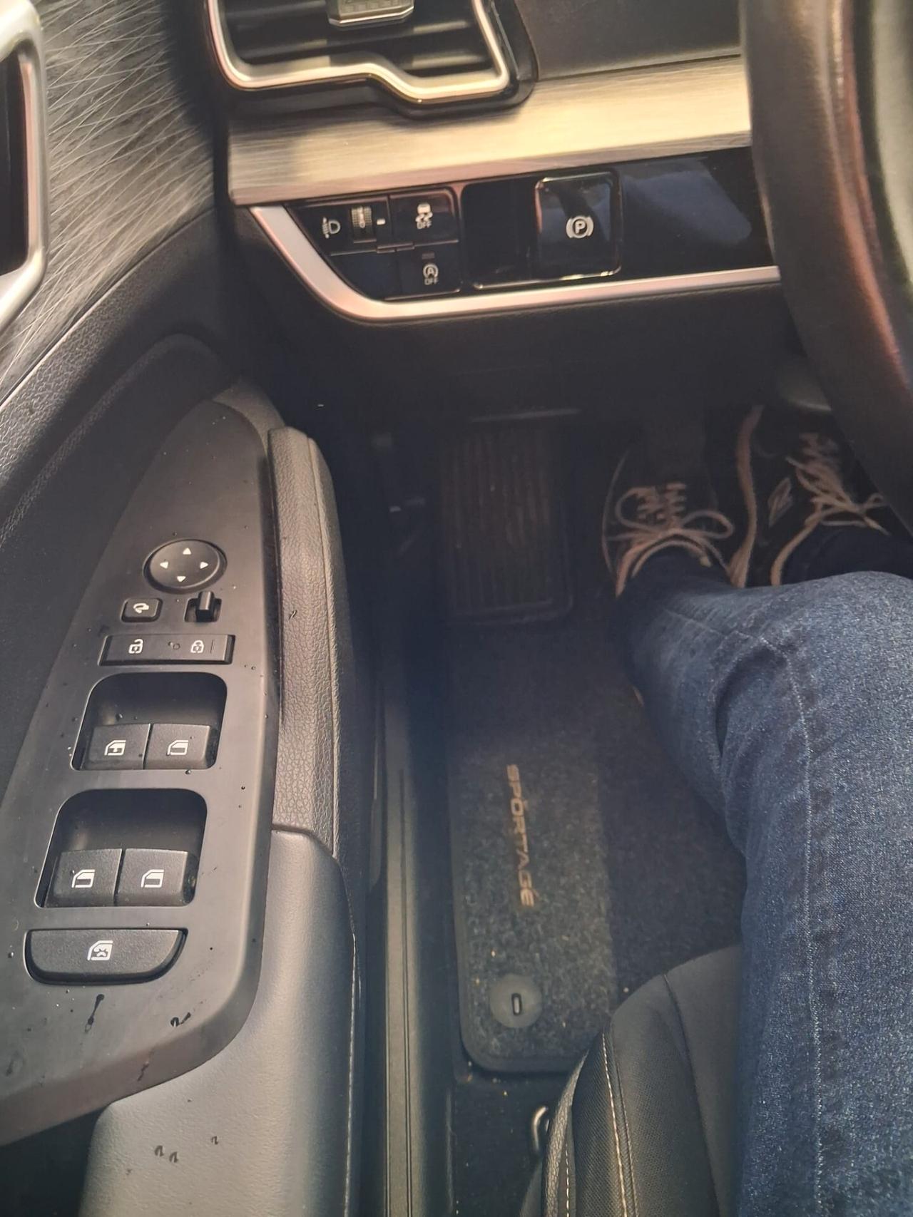 Kia Sportage 1.6 CRDI 136 CV 2WD Mild Hybrid Business Class