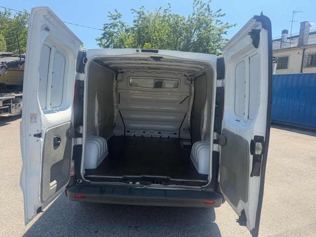 OPEL Vivaro 27 2.0 CDTI 120CV PC-TN Furgone Vetrato Bellissima