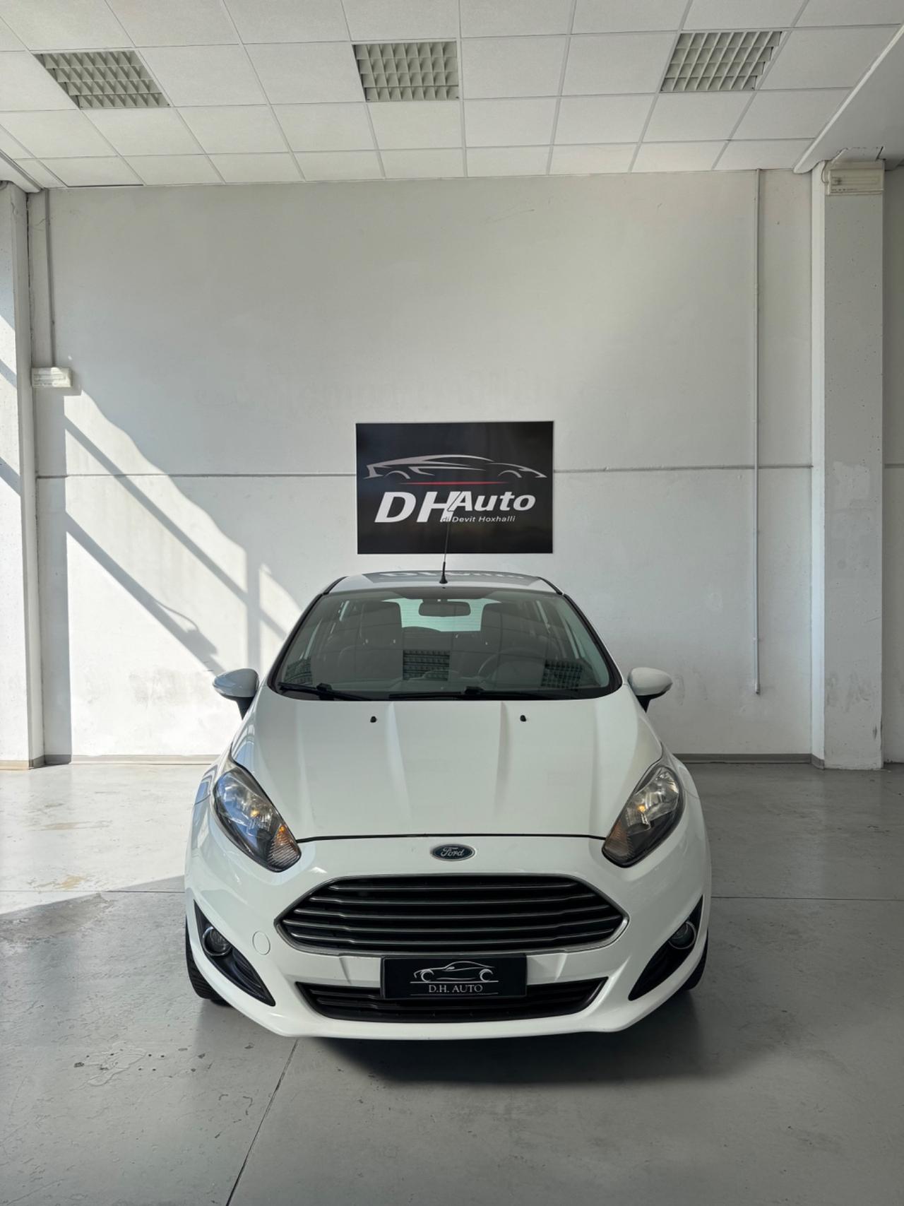 Ford Fiesta 1.5 TDCi 75CV 5 porte Titanium