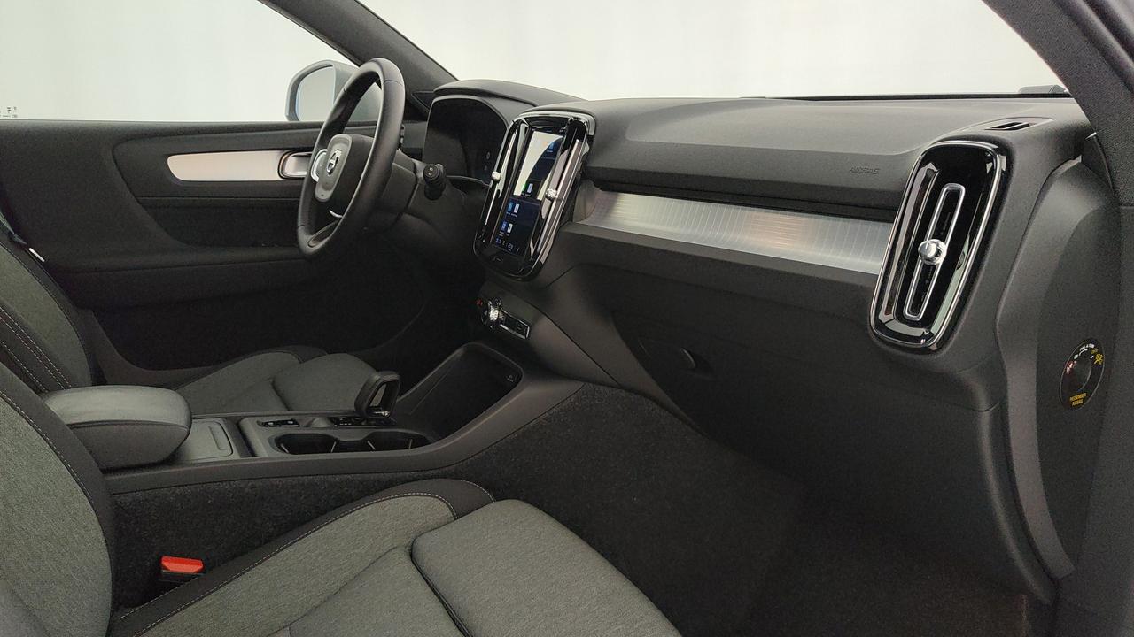 VOLVO XC40 2.0 b3 Core auto