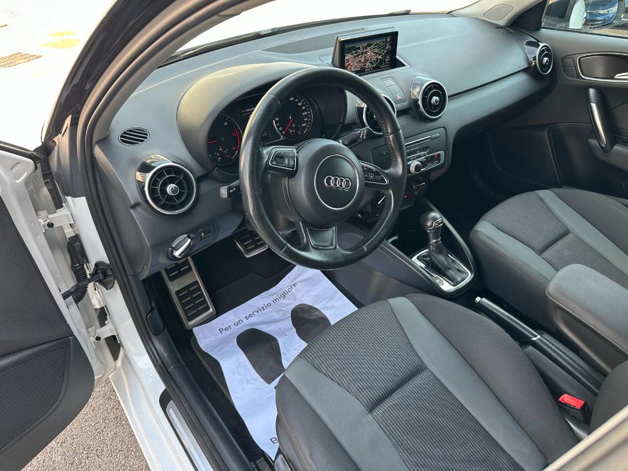 Audi A1 Sportback 1.6 tdi Sport s-tronic