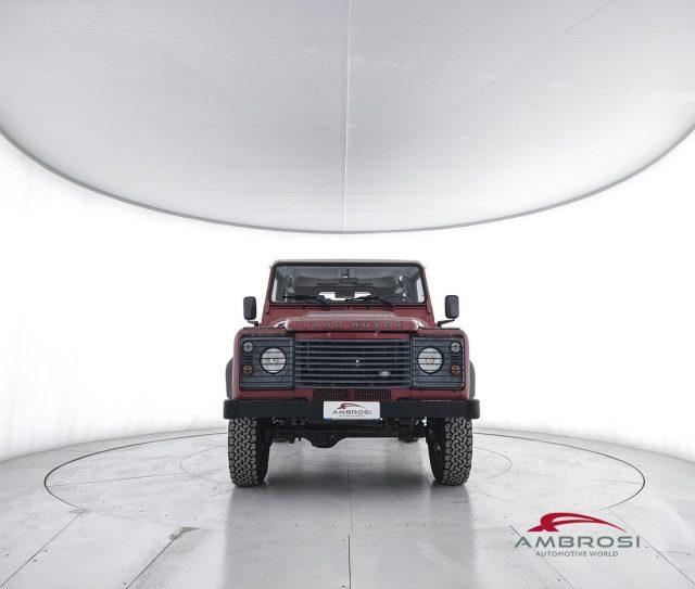 LAND ROVER Defender 90 2.4 TD4 Station Wagon E