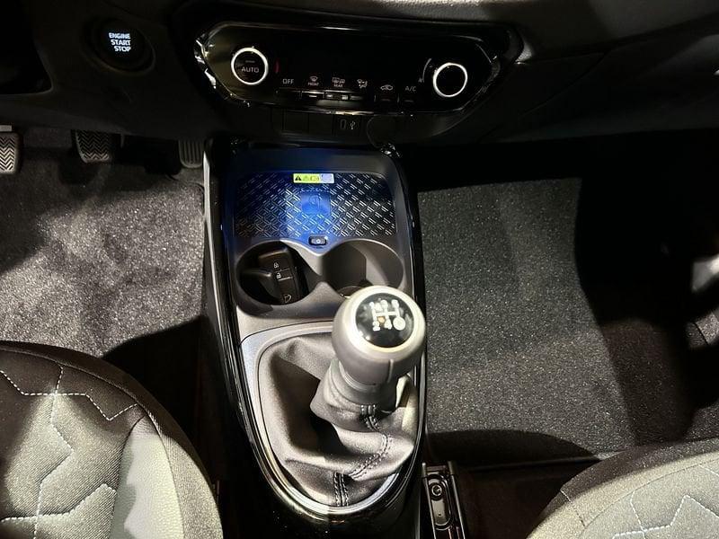 Toyota Aygo X Aygo X 1.0 VVT-i 72 CV 5 porte Lounge km 0