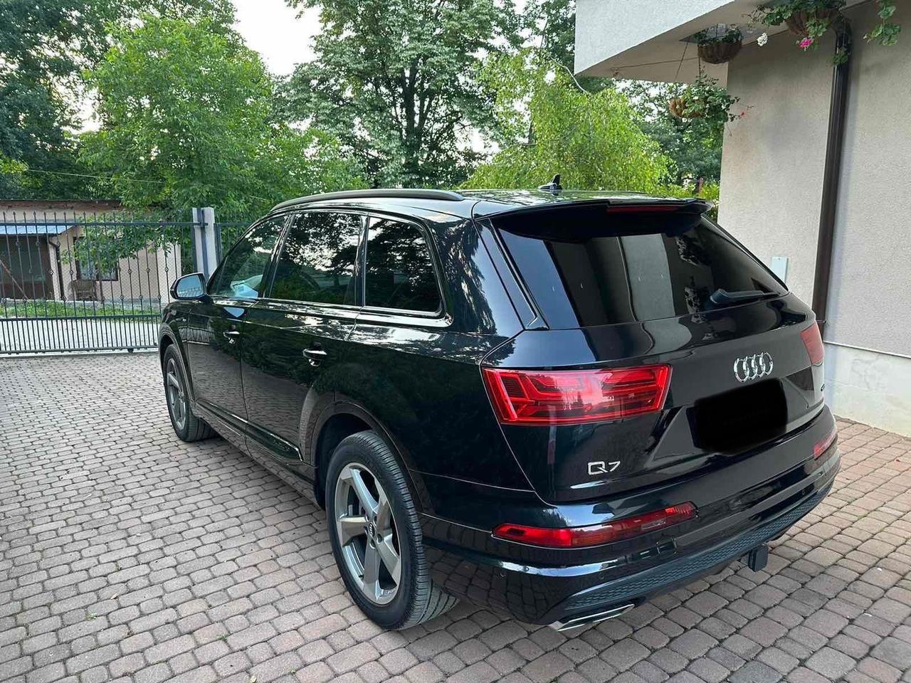 AUDI Q7 S LINE 3.0 TFSI V6 7 POSTI