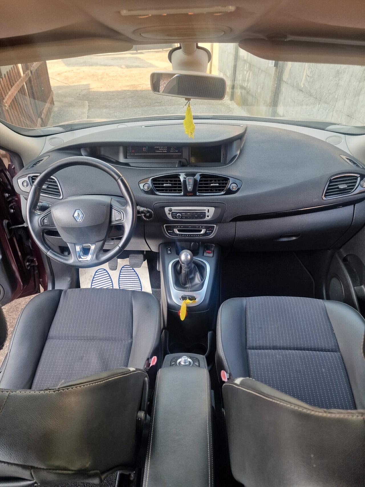 Renault Scenic 1.5 dCi 110CV Distr ok/ UNCPR.