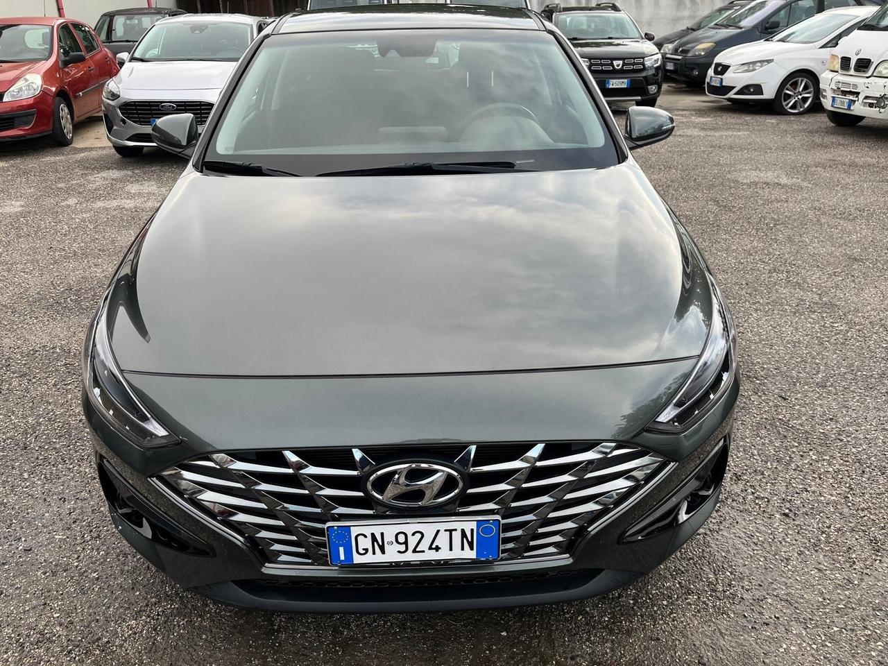 Hyundai i30-5p-1.0 hybrid- full-04/2023