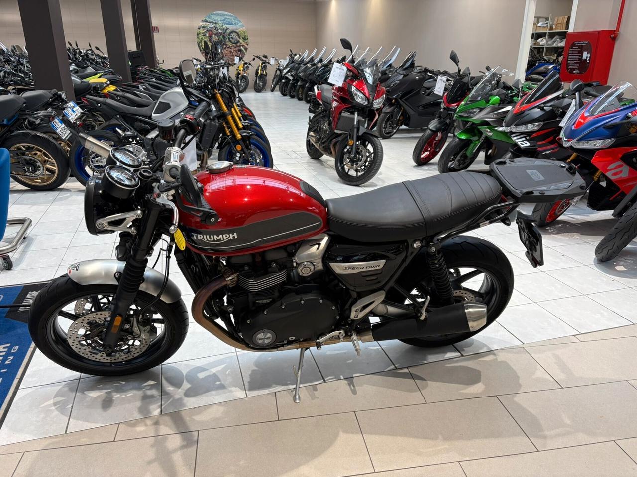 Triumph Speed Twin 1200