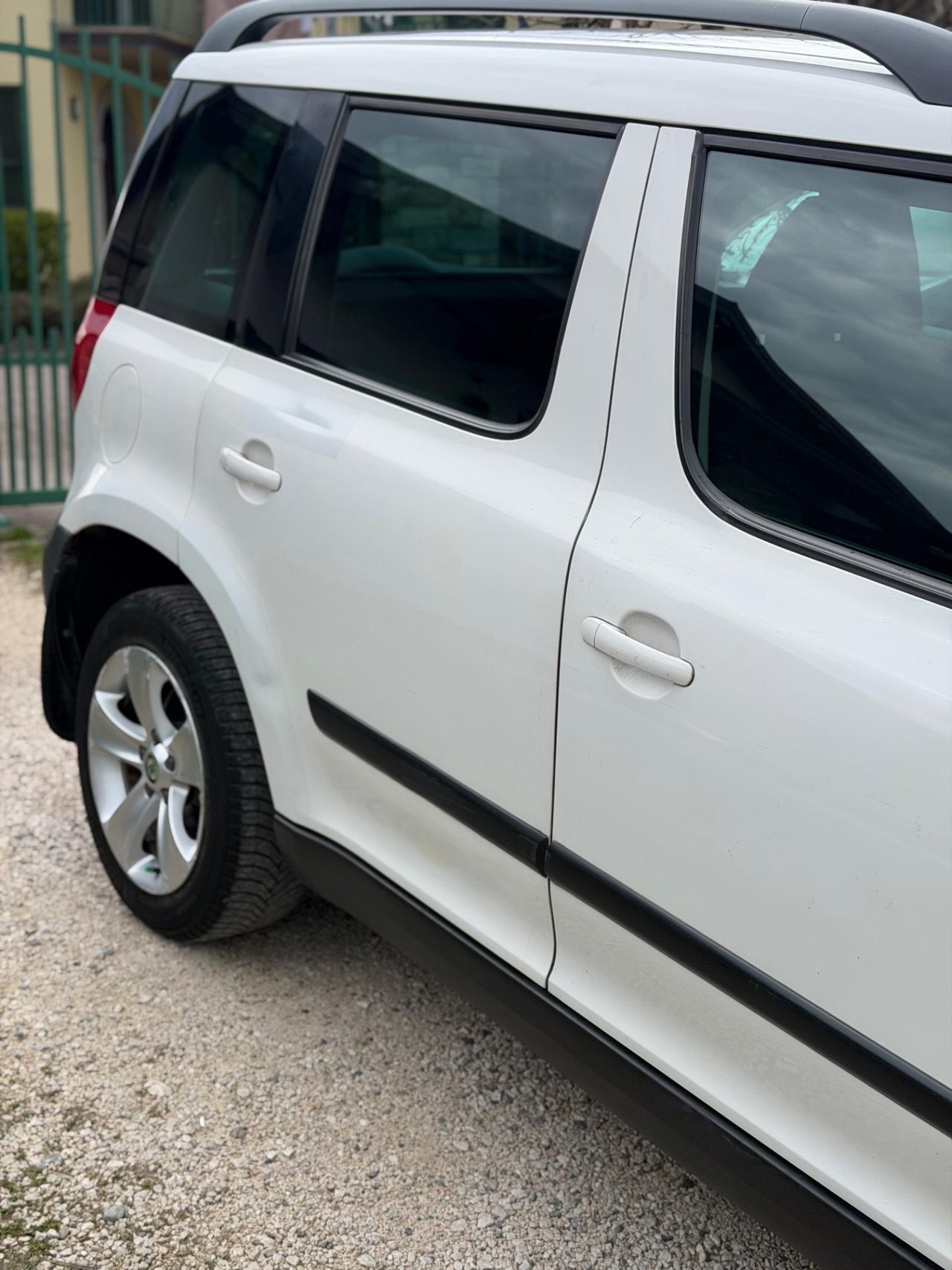 Skoda YETI ADVENTURE KMCERT UNICOPR