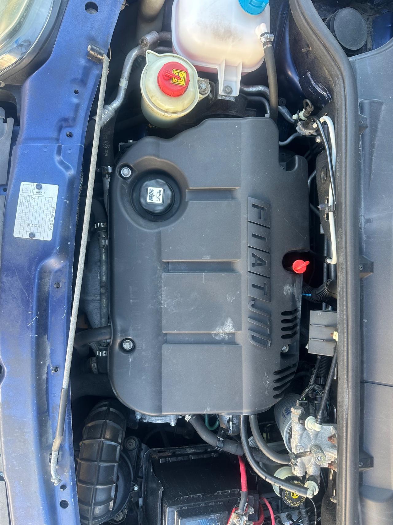Fiat DOBLO’ 1.9 JTD MALIBU - 5 POSTI A SEDERE