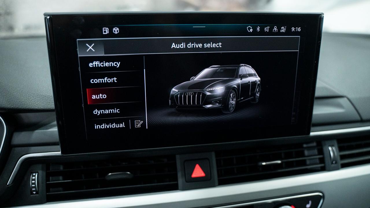 Audi A4 allroad 40 2.0 TDI MHEV QUATTRO 19" TETTO BANG & OLUFSEN VIRTUAL CKT 360º MATRIX FULL OPTION