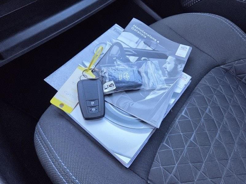 Toyota C-HR (2016-2023) 1.8 Hybrid E-CVT Trend