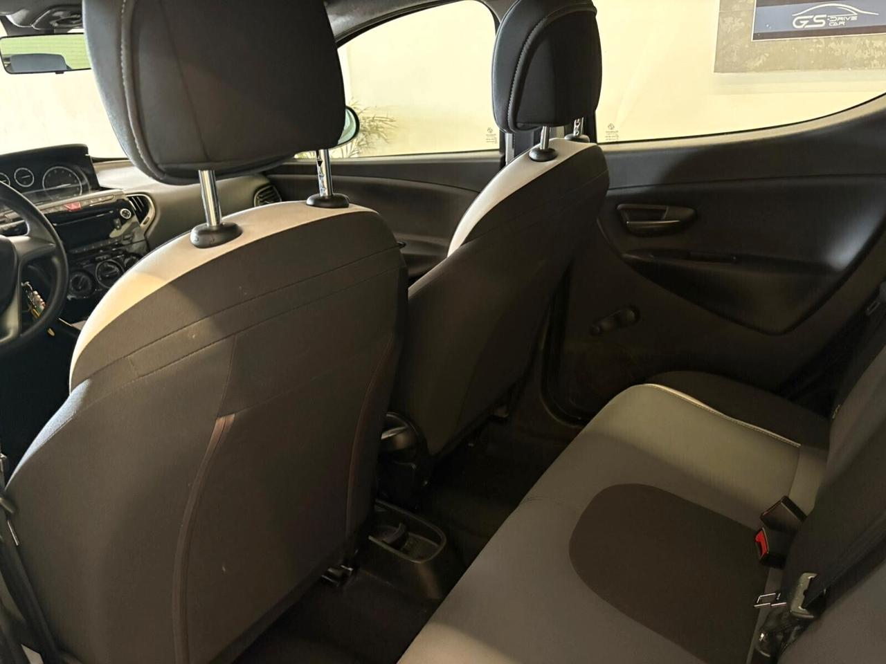 Lancia Ypsilon 1.2 69 CV 5 porte GPL Ecochic Gold