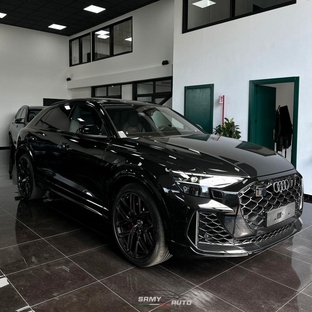 Audi RS Q8 Audi RS Q8 4.0 mhev 600cv tiptronic