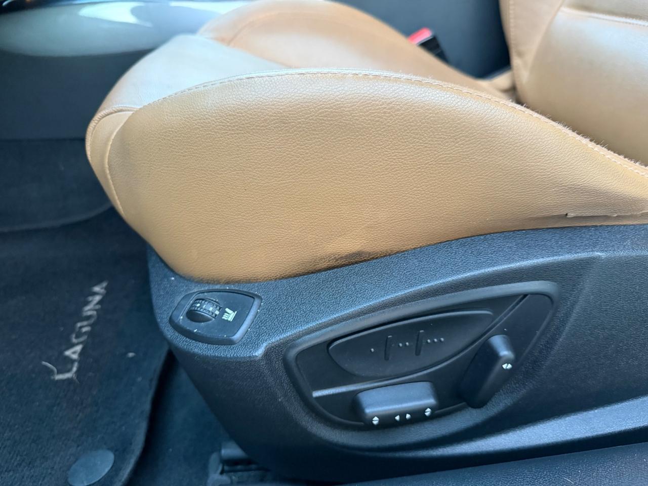 Renault Laguna Coupé 2.0 dCi 180CV 4Control