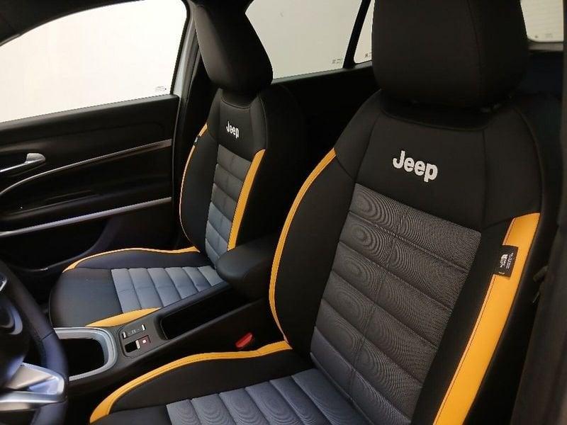 Jeep Avenger 1.2 turbo e-hybrid mhev The North Face 4xe 145cv edct6