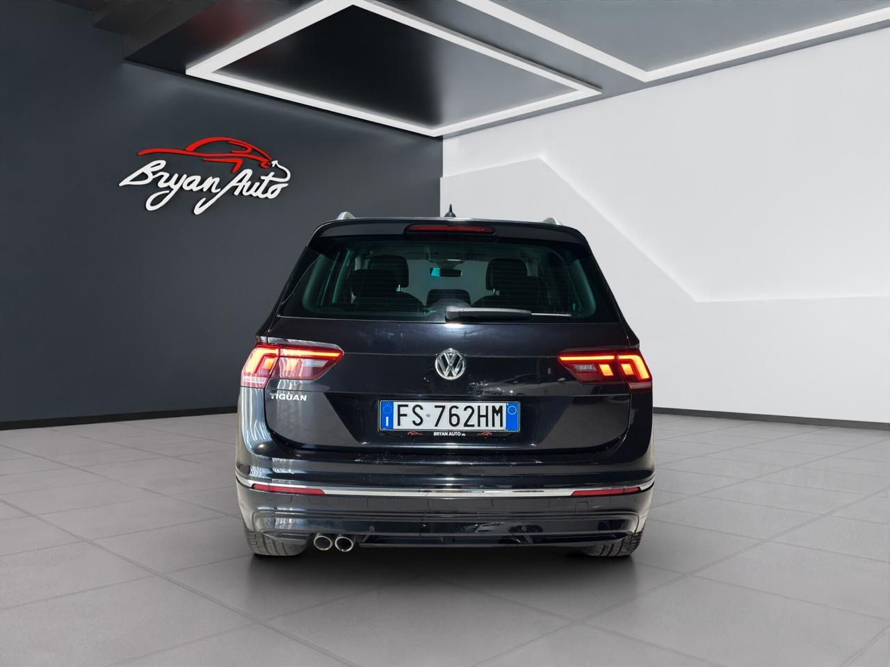 Volkswagen Tiguan 1.6 tdi R-LINE 115cv