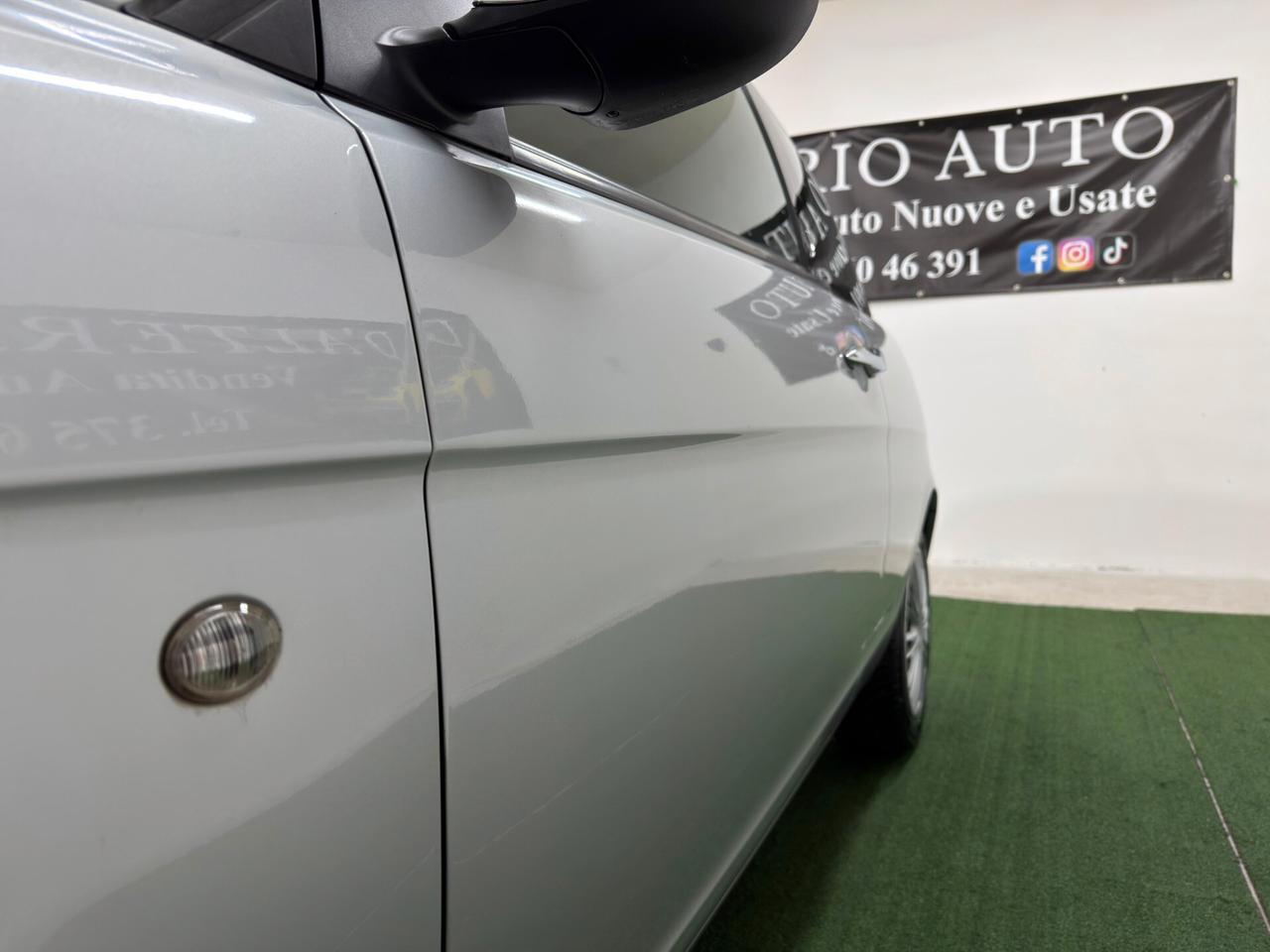 Lancia Ypsilon 1.2 Modamilano