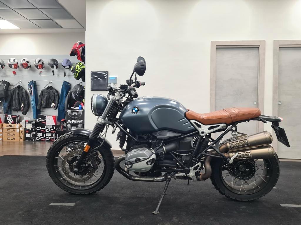 BMW R NINE T