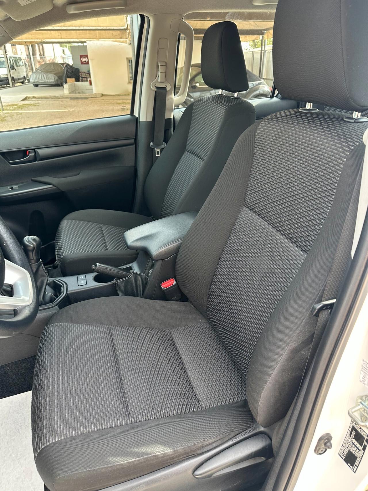 Toyota Hilux 2.4 D-4D 4WD