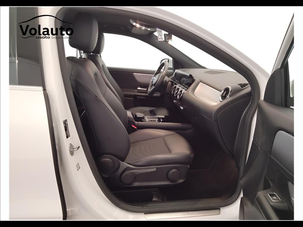 Mercedes-Benz GLA-H247 2020 - GLA 180 d Sport auto